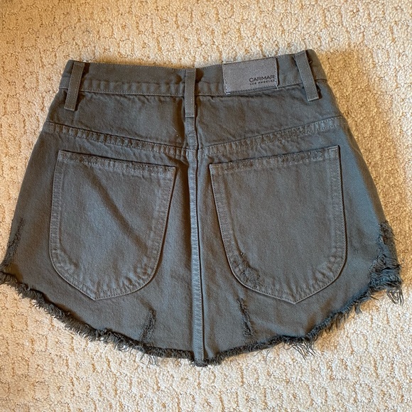 LF carmar olive green distressed zipup skirt - Picture 3 of 3